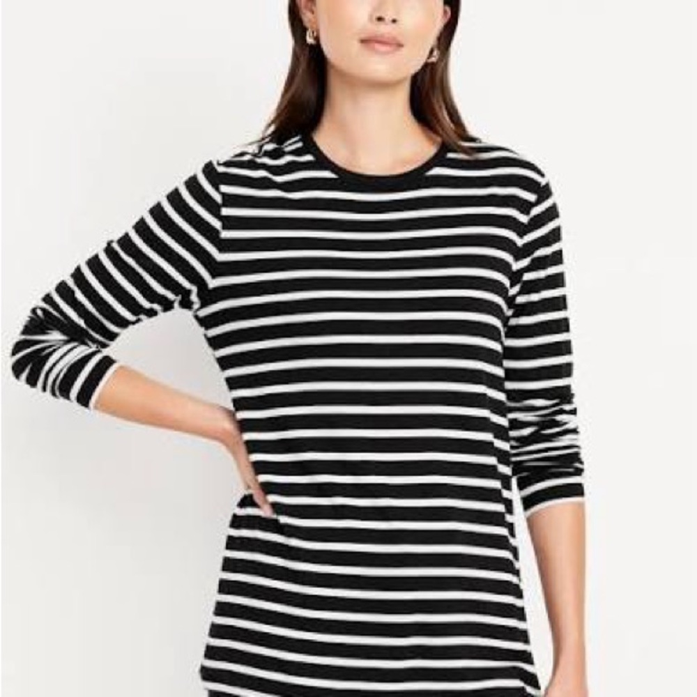 Old Navy Black and White Striped Luxe Tunic T-Shirt in size XXL